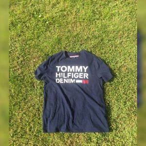 Tommy Hilfiger T shirt